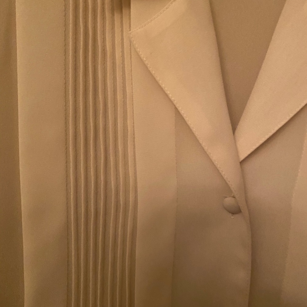 Blouse - Picture 2 of 5